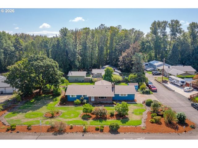 1395 Nw TWINS Ln, Albany, OR 97321