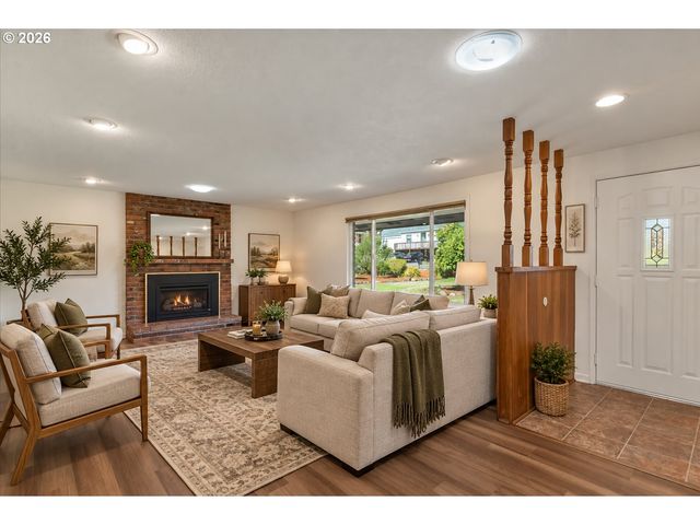 1395 Nw TWINS Ln, Albany, OR 97321