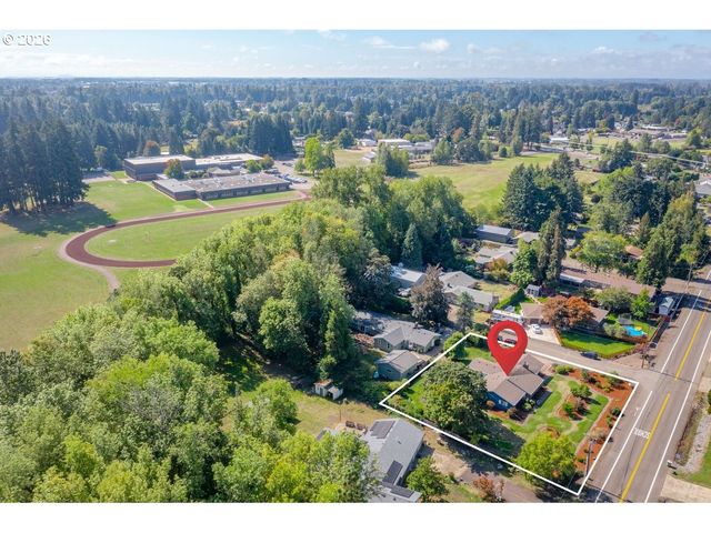 1395 Nw TWINS Ln, Albany, OR 97321