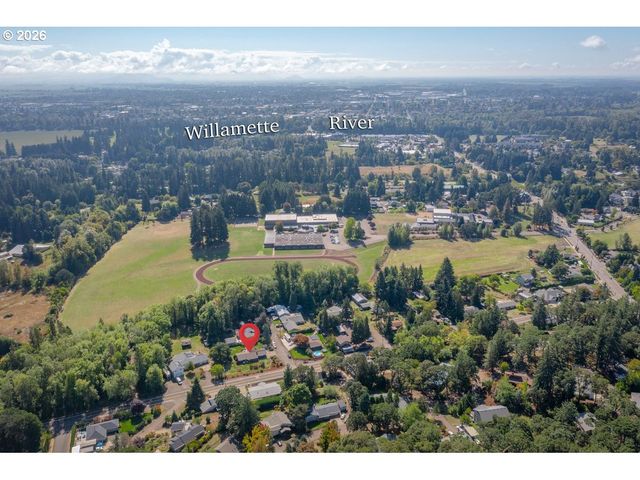 1395 Nw TWINS Ln, Albany, OR 97321