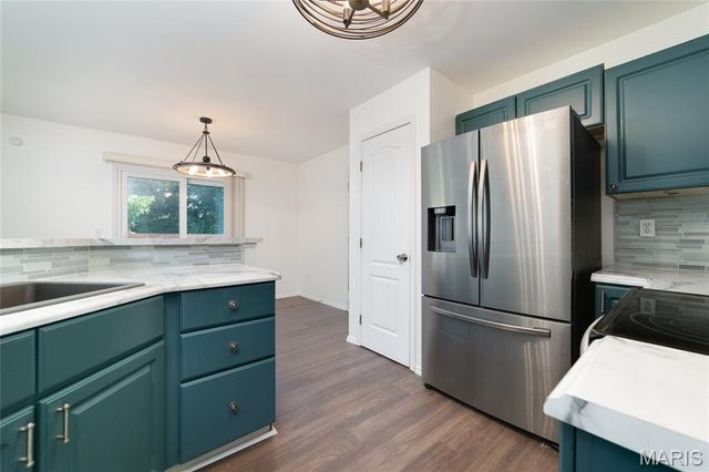 1272 Ashford Place Drive, O'fallon, MO 63366