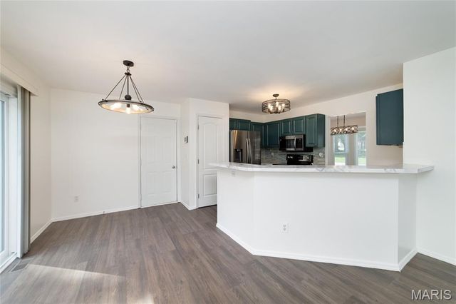 1272 Ashford Place Drive, O'fallon, MO 63366