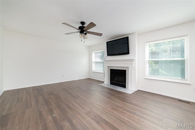 1272 Ashford Place Drive, O'fallon, MO 63366