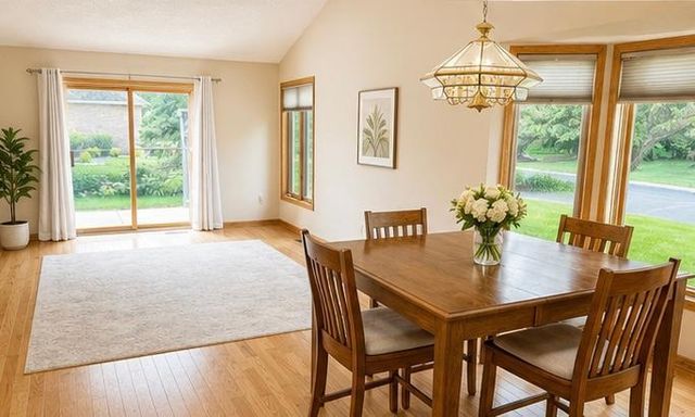5690 Dunlap Avenue N, Shoreview, MN 55126
