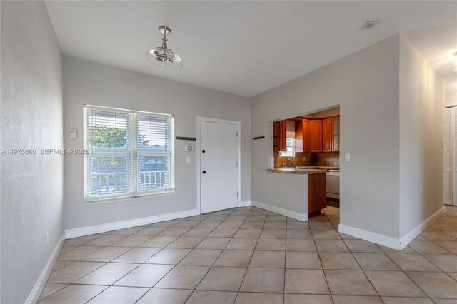 2225 NE 123rd St 215, North Miami, FL 33181