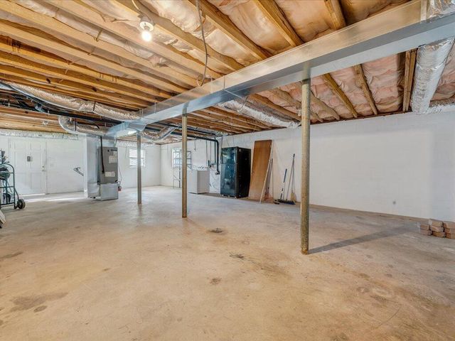 82 Forest Hill DR, Collinsville, VA 24078