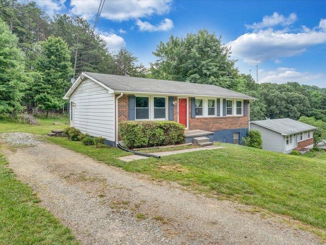 82 Forest Hill DR, Collinsville, VA 24078