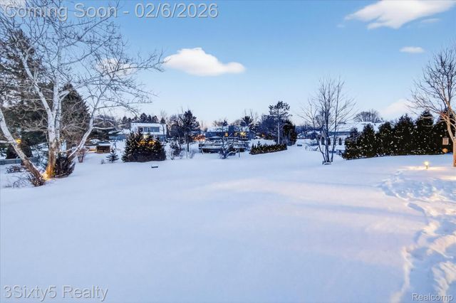 4730 Bretton Lane, Highland Charter Township, MI 48356