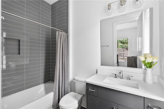 4005 Hazel Nut Lane, Atlanta, GA 30342