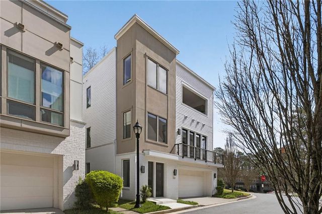 4005 Hazel Nut Lane, Atlanta, GA 30342