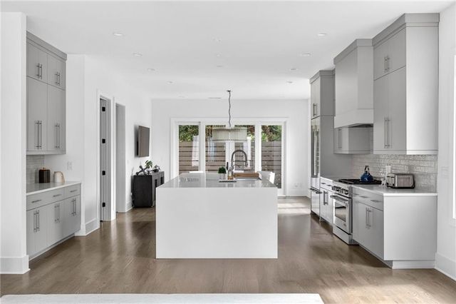 4005 Hazel Nut Lane, Atlanta, GA 30342