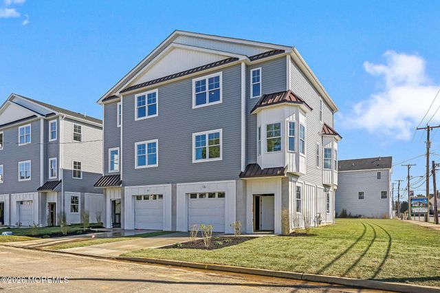 704 Prospect Avenue A, Union Beach, NJ 07735
