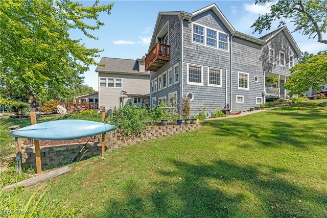 115 Spruce Drive NW, North Canton, OH 44720