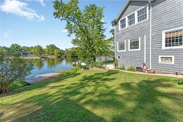 115 Spruce Drive NW, North Canton, OH 44720