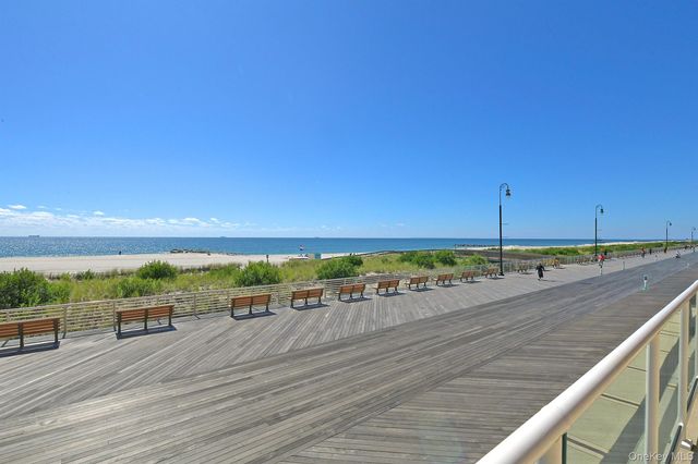 370 W Broadway 1A, Long Beach, NY 11561
