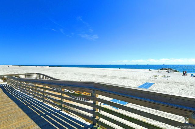 370 W Broadway 1A, Long Beach, NY 11561