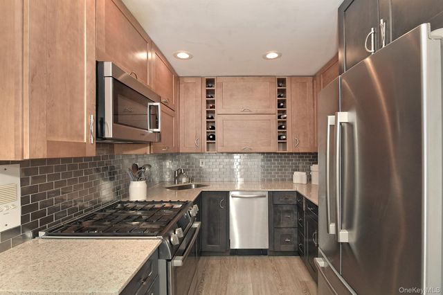 370 W Broadway 1A, Long Beach, NY 11561