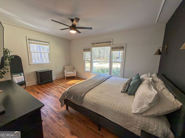 155 Waters Edge Drive, Eatonton, GA 31024