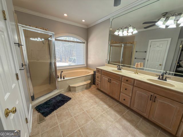 155 Waters Edge Drive, Eatonton, GA 31024