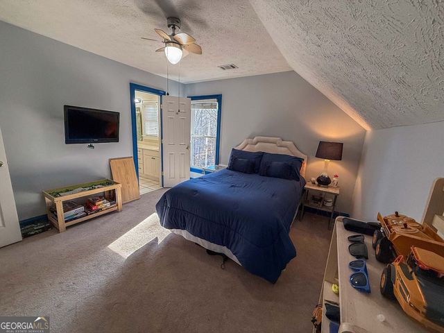 155 Waters Edge Drive, Eatonton, GA 31024