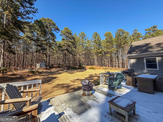 155 Waters Edge Drive, Eatonton, GA 31024