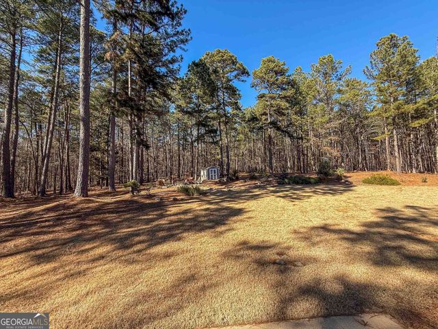 155 Waters Edge Drive, Eatonton, GA 31024