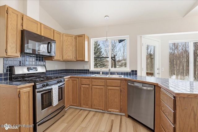 8190 Kronos Drive, Anchorage, AK 99502