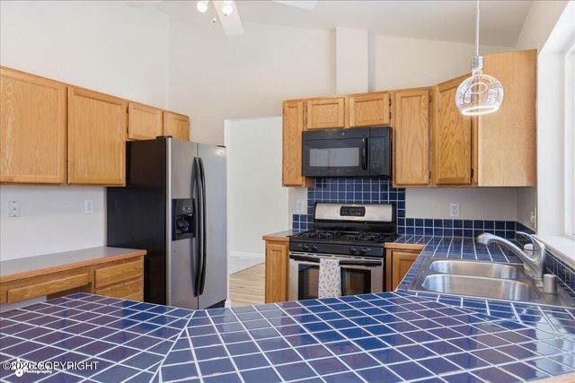 8190 Kronos Drive, Anchorage, AK 99502