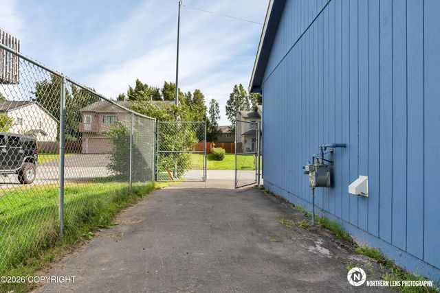 8190 Kronos Drive, Anchorage, AK 99502