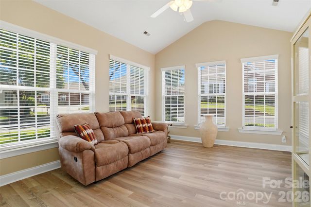 2118 N Castle Court, Matthews, NC 28105