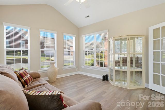 2118 N Castle Court, Matthews, NC 28105