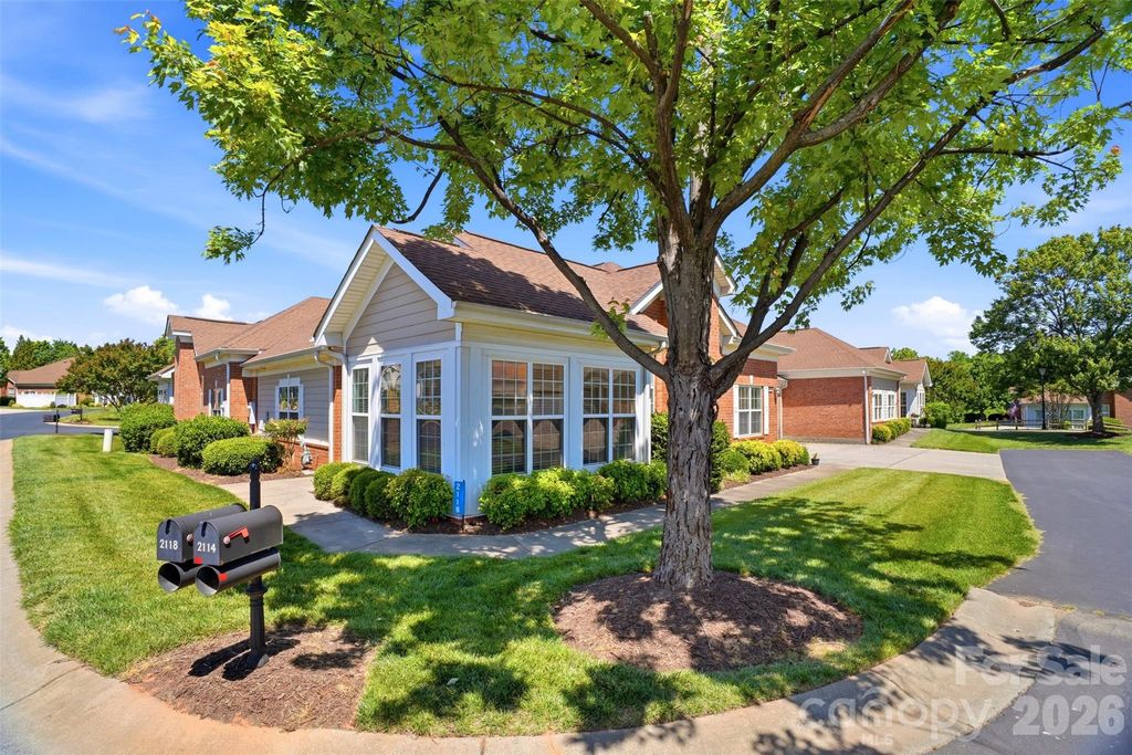 2118 N Castle Court, Matthews, NC 28105