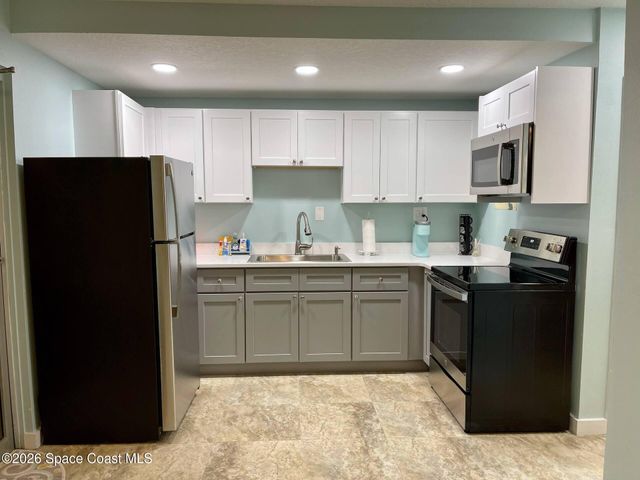 365 N Orlando Avenue, Cocoa Beach, FL 32931