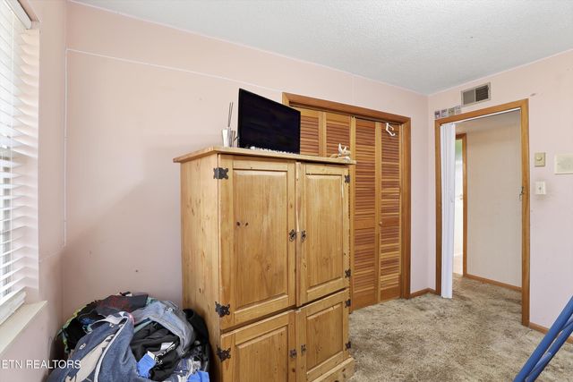 6304 Trailhead Circle, Knoxville, TN 37920