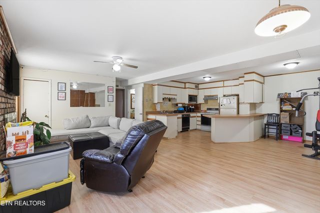 6304 Trailhead Circle, Knoxville, TN 37920