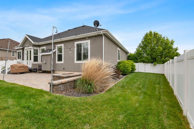 626 W PARKVIEW DR, Lehi, UT 84043