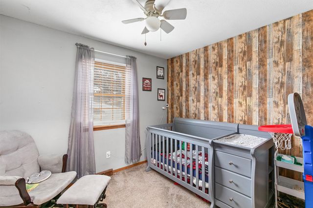 4691 Parkview Drive, Pleasant Hill, IA 50327