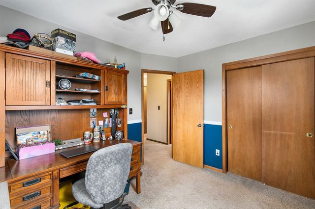 4691 Parkview Drive, Pleasant Hill, IA 50327