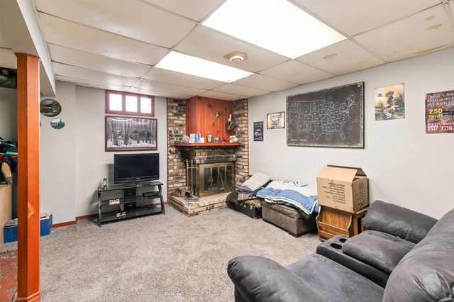 4691 Parkview Drive, Pleasant Hill, IA 50327