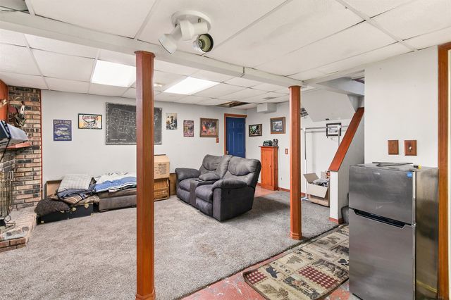 4691 Parkview Drive, Pleasant Hill, IA 50327