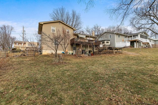 4691 Parkview Drive, Pleasant Hill, IA 50327