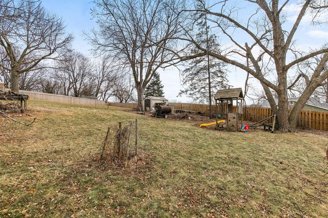 4691 Parkview Drive, Pleasant Hill, IA 50327