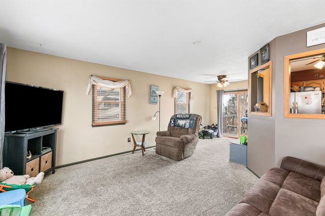 4691 Parkview Drive, Pleasant Hill, IA 50327