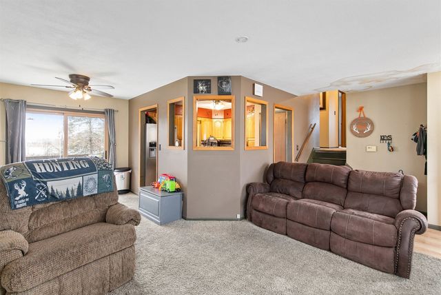 4691 Parkview Drive, Pleasant Hill, IA 50327