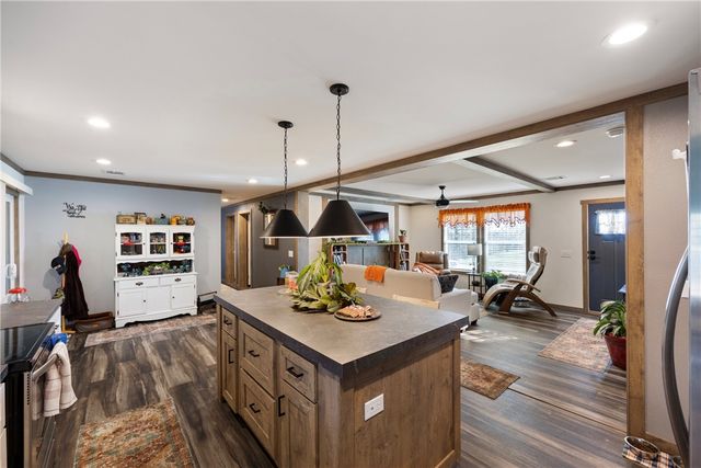 31 Huett Lane, Russellville, AR 72802