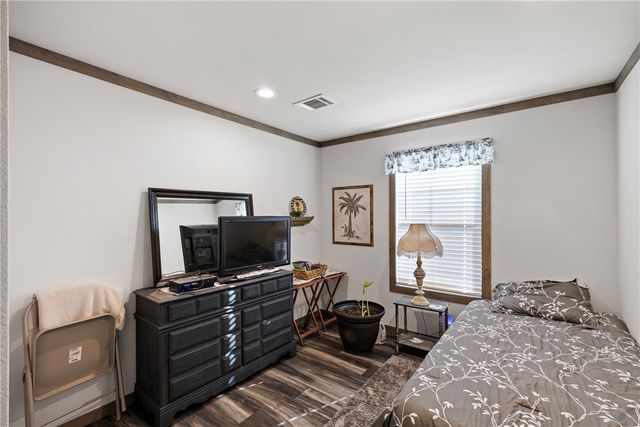 31 Huett Lane, Russellville, AR 72802