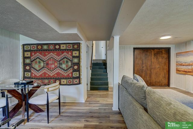 14048 Pierce Street, Omaha, NE 68144