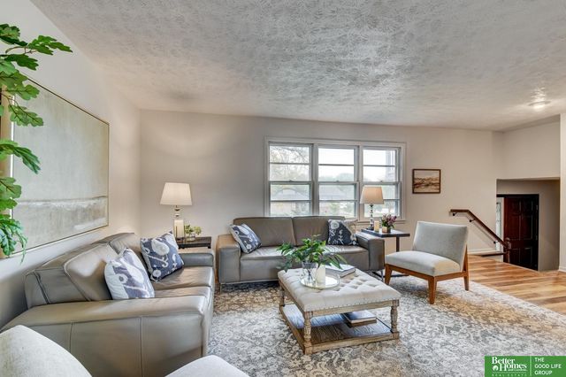 14048 Pierce Street, Omaha, NE 68144