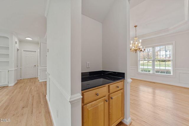 200 Faraday Court, Cary, NC 27518