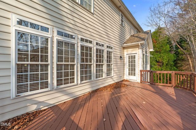 200 Faraday Court, Cary, NC 27518